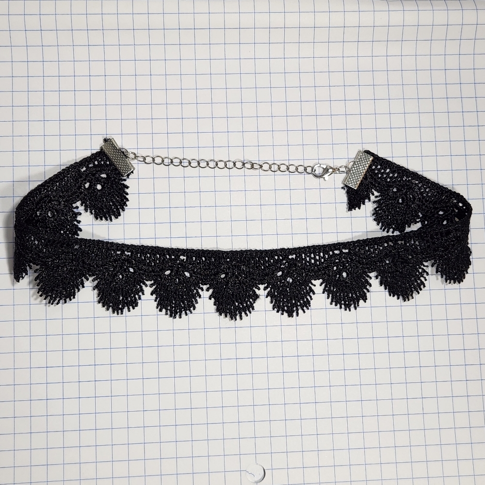 Black Lace Choker